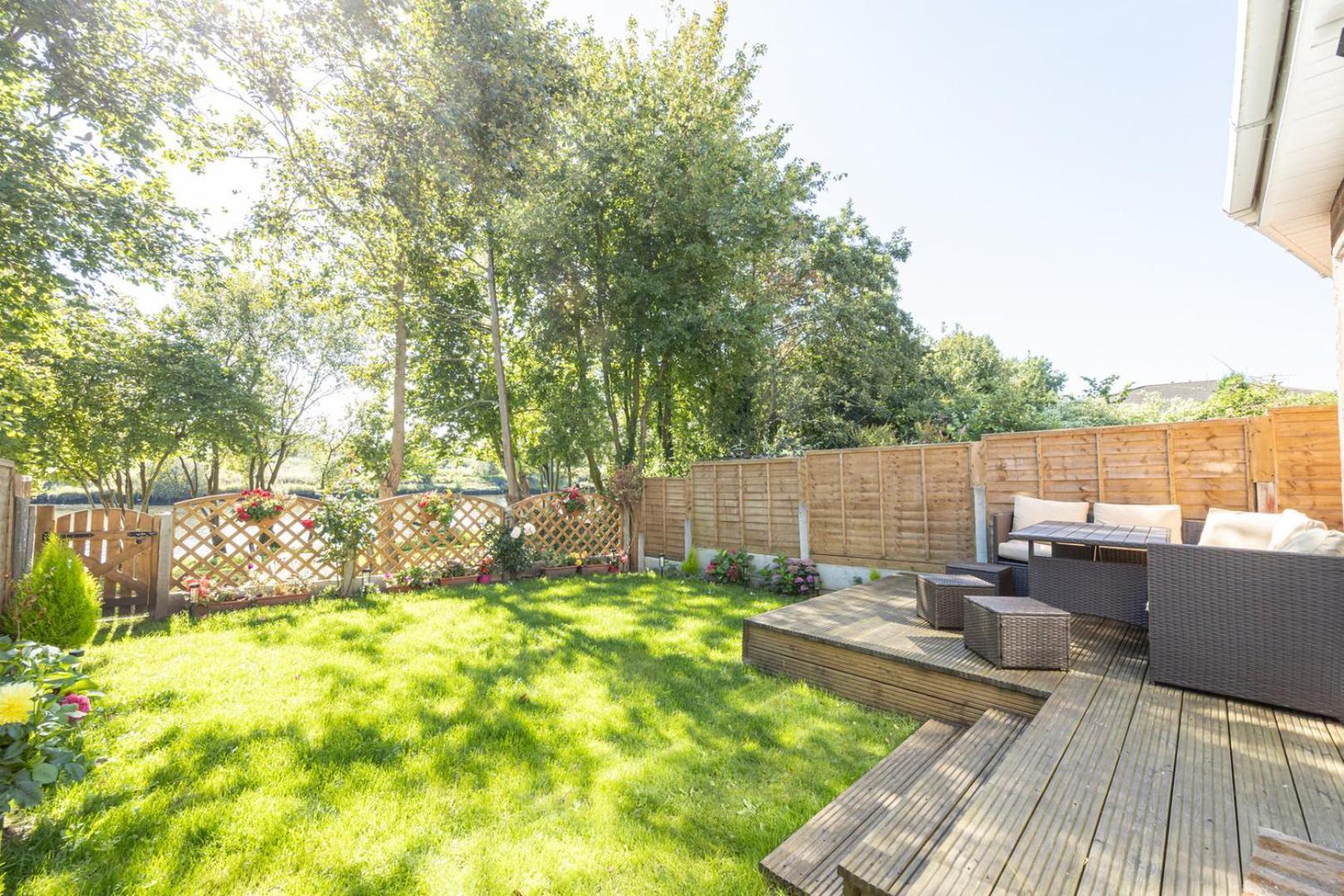 Guestready - A Haven By The River Manchester Exterior foto
